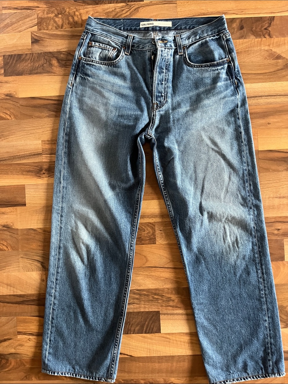 GRLFRND//Straight Jeans